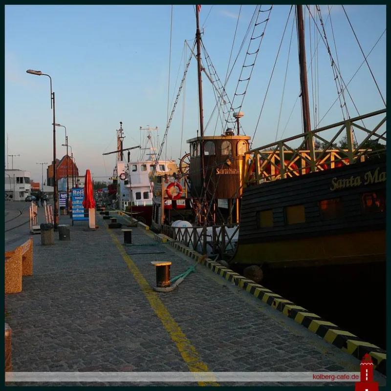 An der Hafeneinfahrt Kolbergs