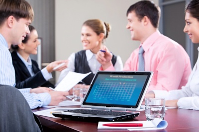 Business Meeting (© Pressmaster / Fotolia.com)