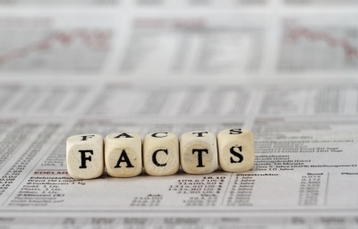 Fact Checking (© macgyverhh - Fotolia.com)