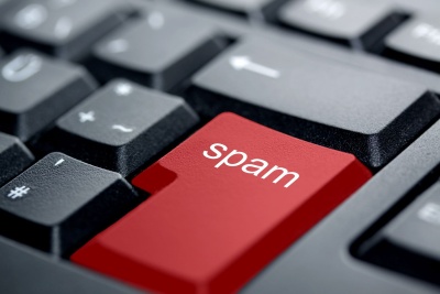 Spam im Marketing (© IckeT - stock.adobe.com)