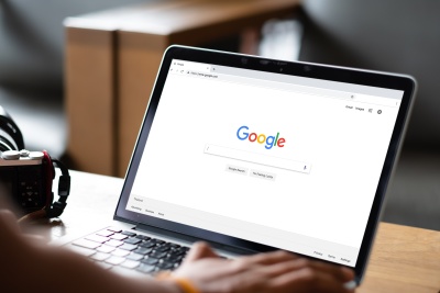 Google Konto (© Thaspol - stock.adobe.com)