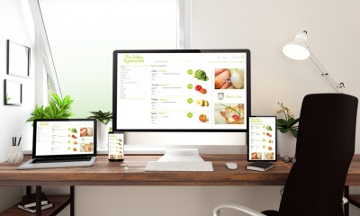 window office desktop devices online supermarket (© georgejmclittle - Fotolia.com)
