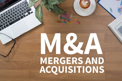 M&A (© onephoto - stock.adobe.com)